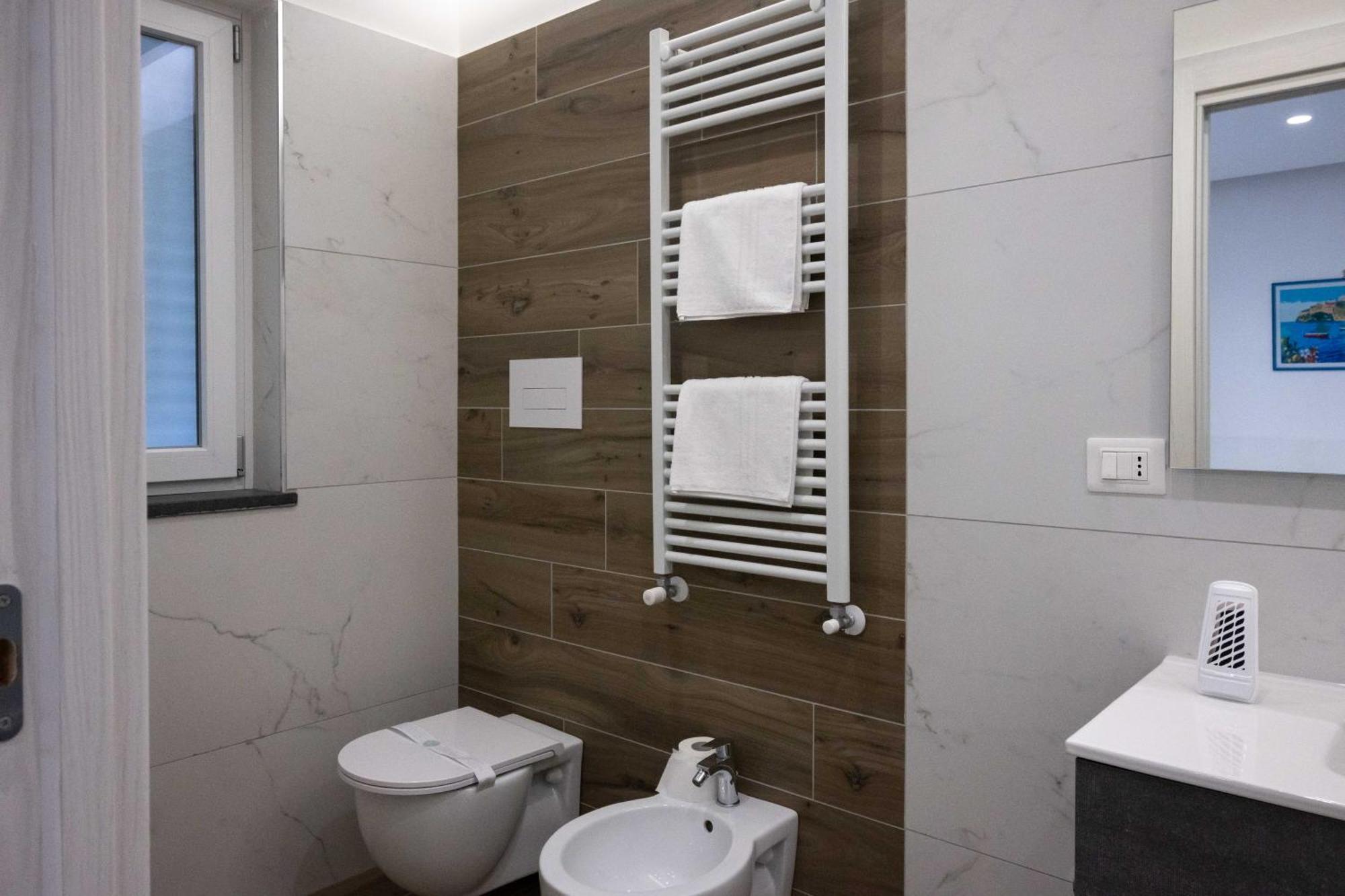 Ansiro Rooms Home Business Scisciano المظهر الخارجي الصورة